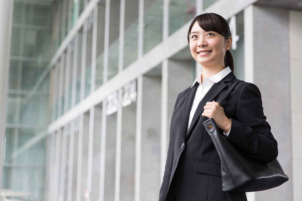 就活女子 日本経済新聞